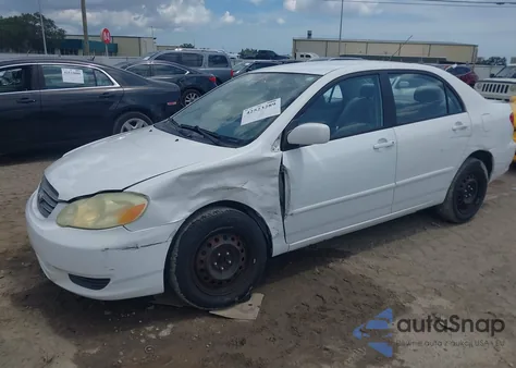 2004 Toyota Corolla Le z USA, uszkodzony, nr VIN 2T1BR32E54C288702